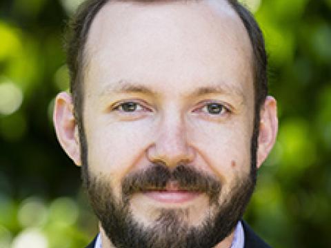 Headshot of Michael Pluth.